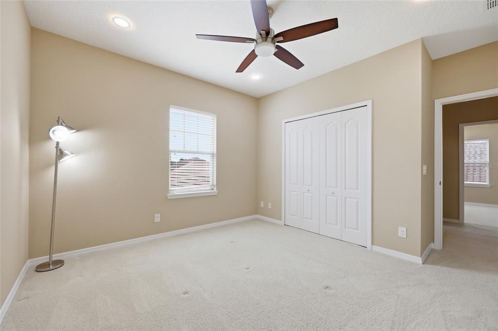 For Sale: $1,350,000 (5 beds, 6 baths, 4656 Square Feet)