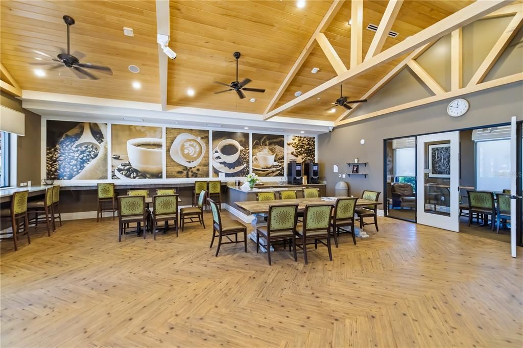 Active With Contract: $1,100,000 (3 beds, 3 baths, 2440 Square Feet)