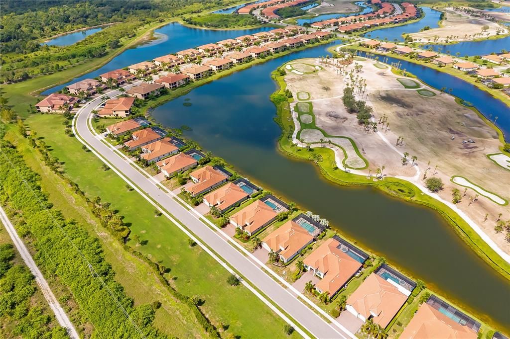 Active With Contract: $1,100,000 (3 beds, 3 baths, 2440 Square Feet)