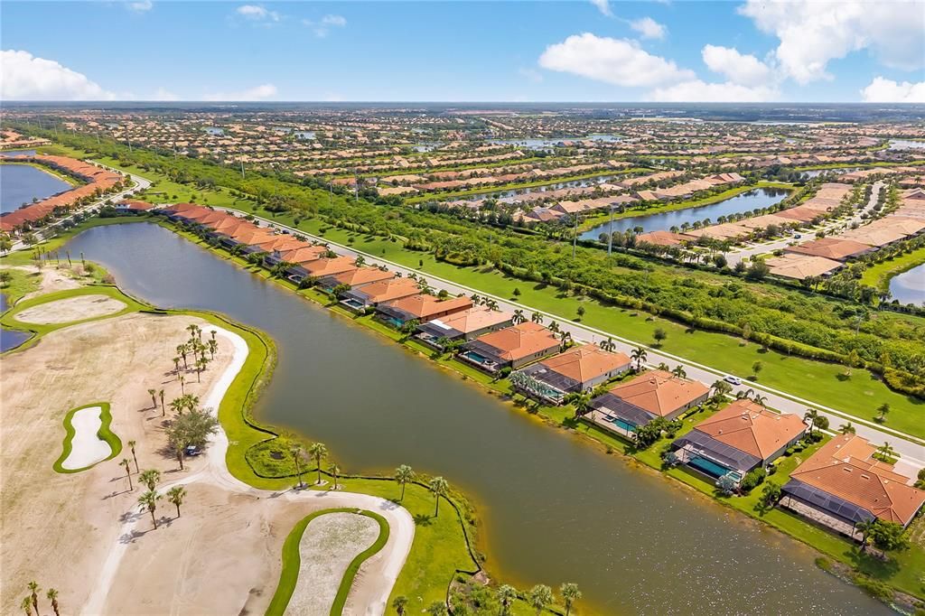 Active With Contract: $1,100,000 (3 beds, 3 baths, 2440 Square Feet)