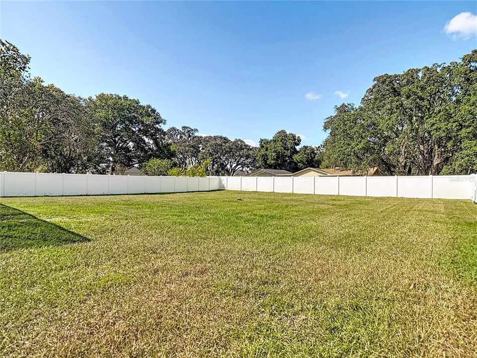 En Venta: $578,900 (5 camas, 3 baños, 2584 Pies cuadrados)