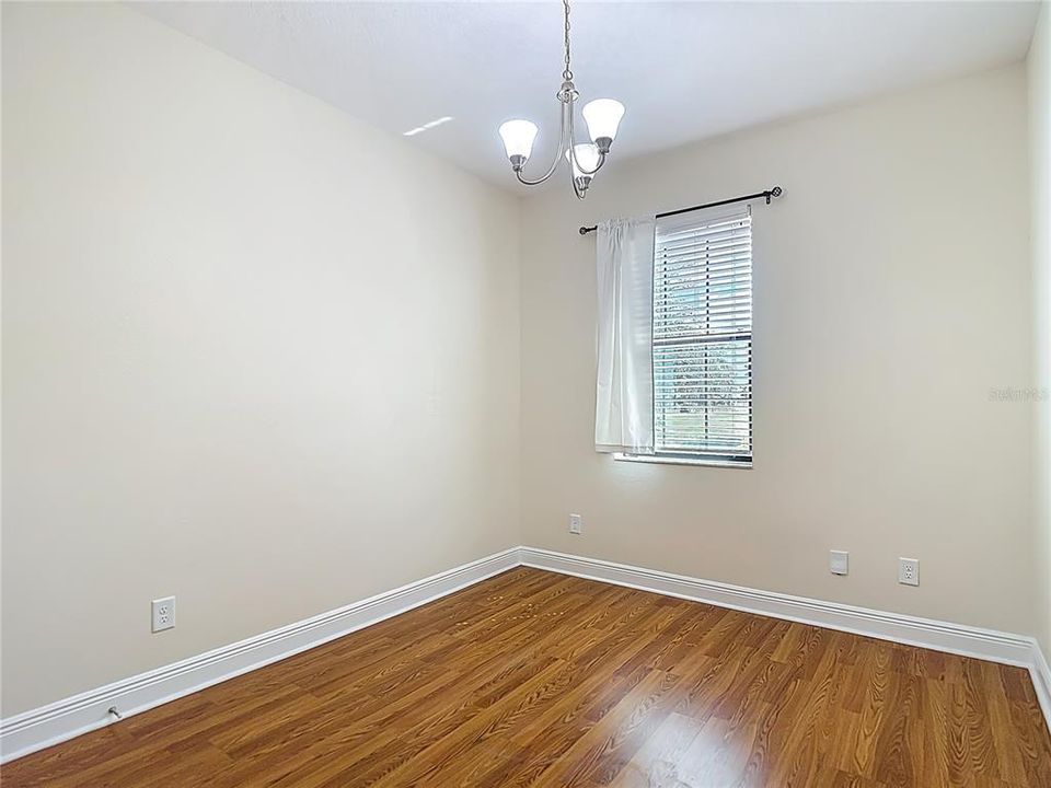 En Venta: $578,900 (5 camas, 3 baños, 2584 Pies cuadrados)