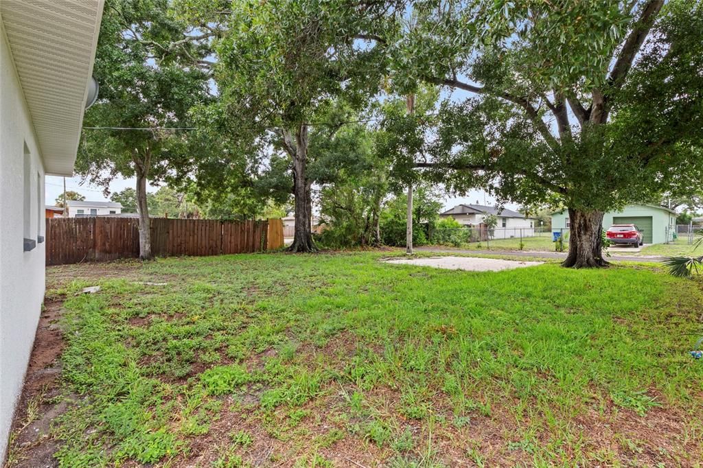 En Venta: $389,900 (4 camas, 2 baños, 1296 Pies cuadrados)