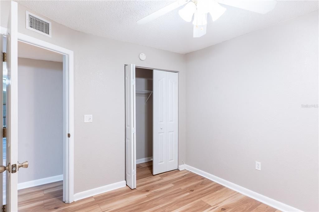 For Sale: $169,900 (3 beds, 2 baths, 1384 Square Feet)