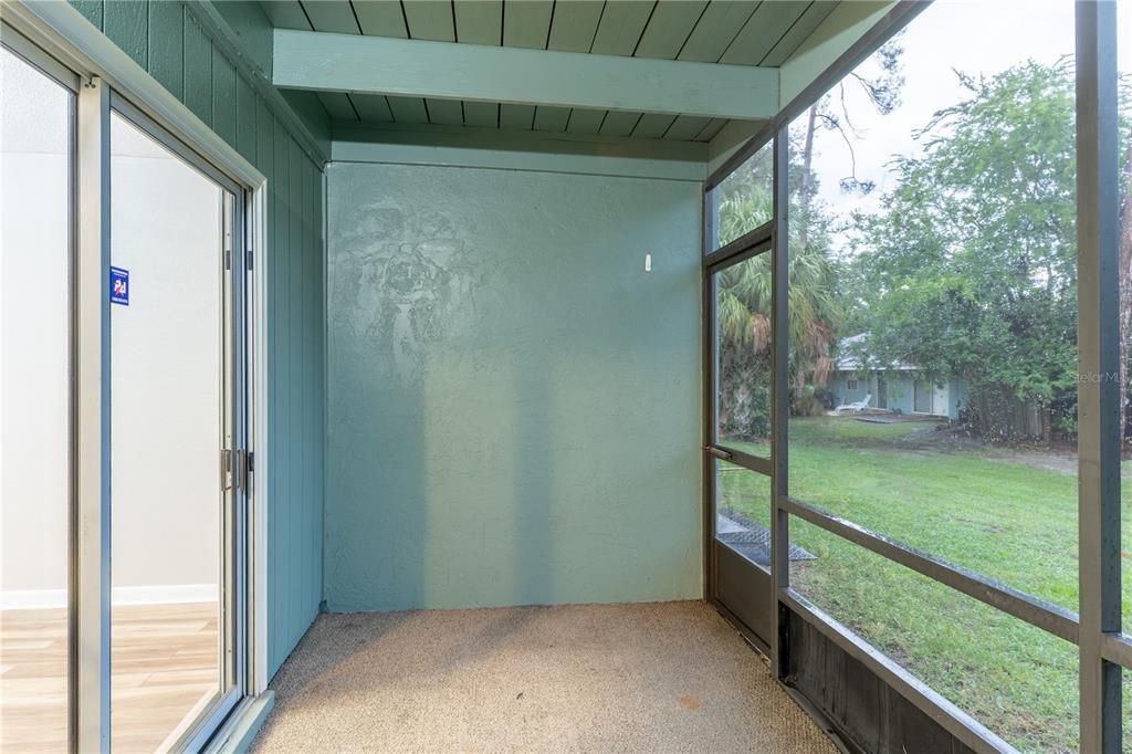 For Sale: $169,900 (3 beds, 2 baths, 1384 Square Feet)