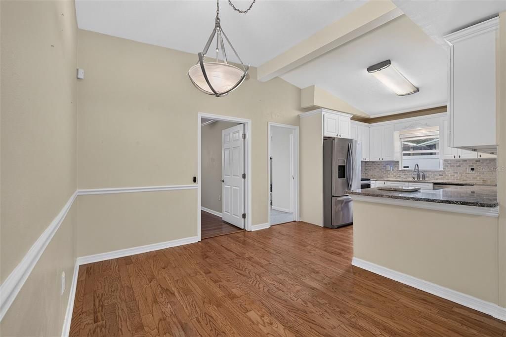 В аренду: $3,200 (3 спален, 3 ванн, 1497 Квадратных фут)