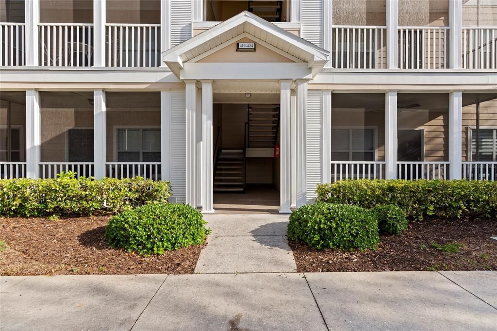 For Rent: $1,700 (2 beds, 2 baths, 1048 Square Feet)