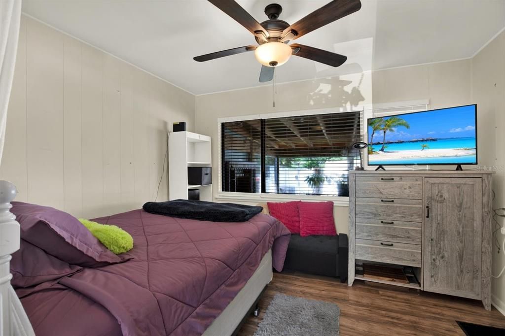 En Venta: $419,500 (2 camas, 1 baños, 1104 Pies cuadrados)
