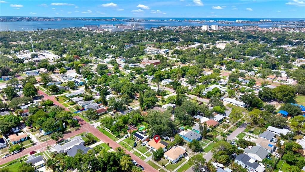 En Venta: $419,500 (2 camas, 1 baños, 1104 Pies cuadrados)