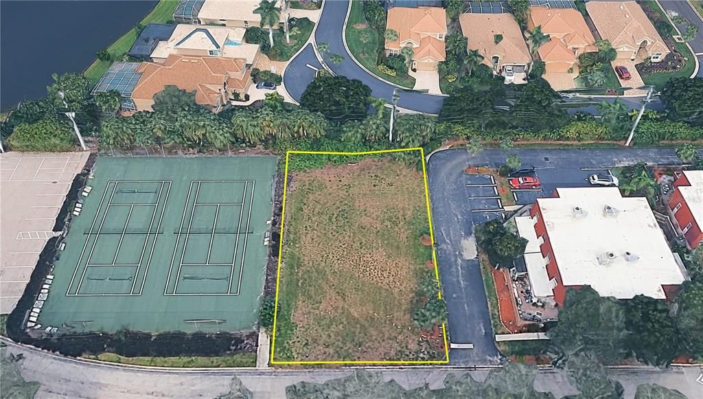 На продажу: $179,900 (0.29 acres)