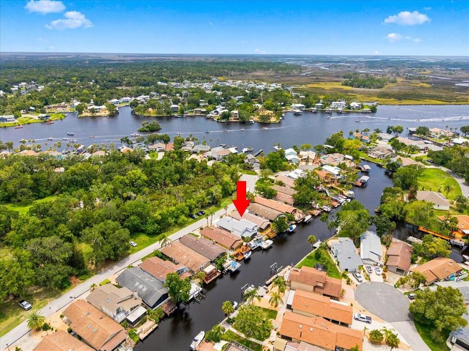 На продажу: $725,000 (3 спален, 2 ванн, 2063 Квадратных фут)