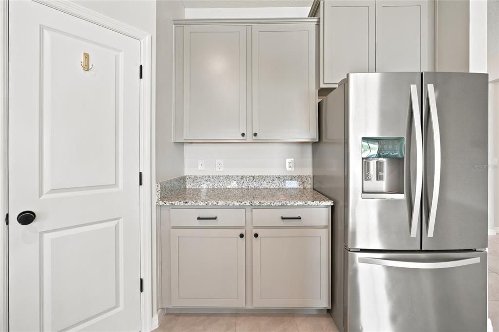 For Sale: $324,900 (4 beds, 2 baths, 2053 Square Feet)