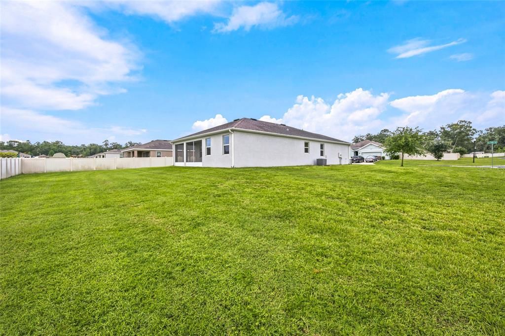 For Sale: $324,900 (4 beds, 2 baths, 2053 Square Feet)