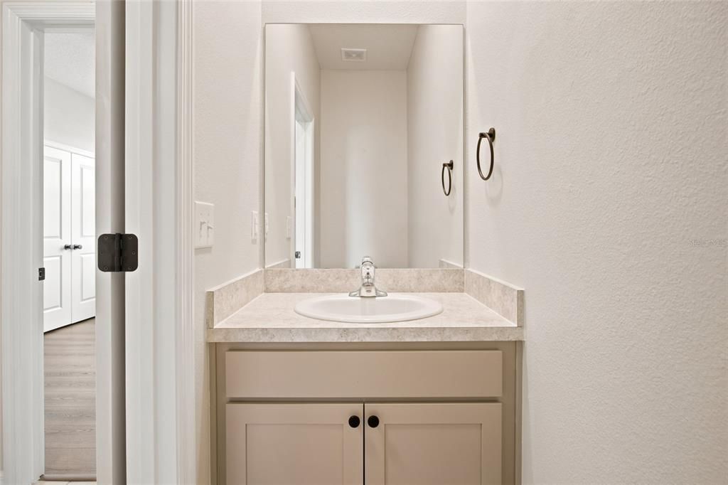 For Sale: $324,900 (4 beds, 2 baths, 2053 Square Feet)