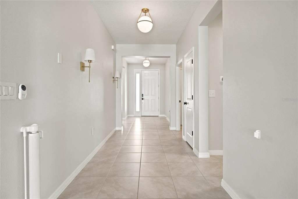 For Sale: $324,900 (4 beds, 2 baths, 2053 Square Feet)