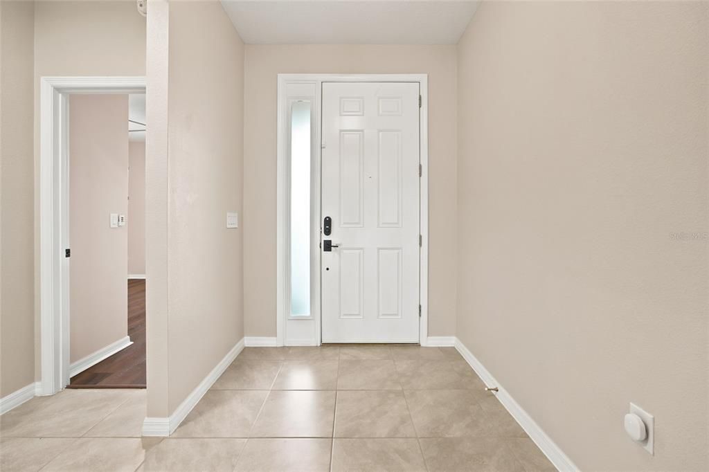 For Sale: $324,900 (4 beds, 2 baths, 2053 Square Feet)