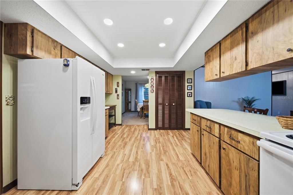 For Sale: $530,000 (3 beds, 3 baths, 2015 Square Feet)