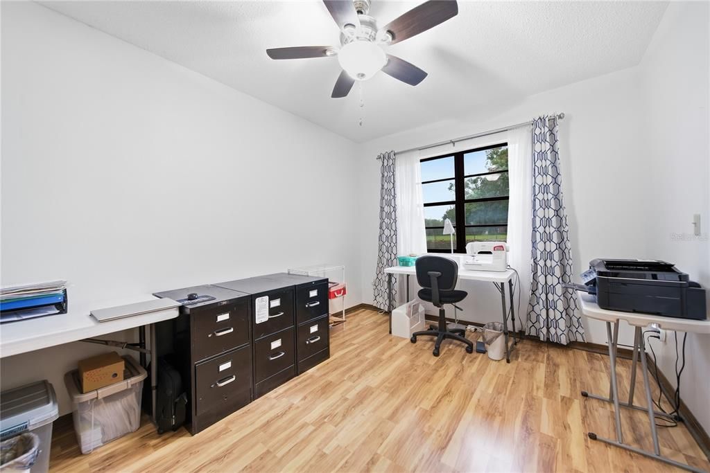For Sale: $530,000 (3 beds, 3 baths, 2015 Square Feet)