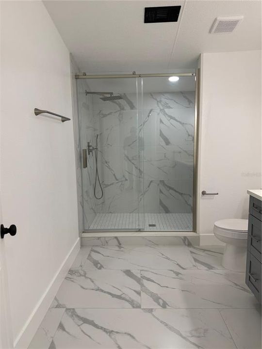 En Venta: $320,000 (3 camas, 2 baños, 1722 Pies cuadrados)
