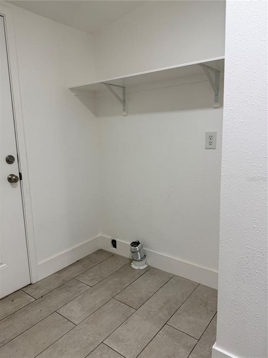 En Venta: $320,000 (3 camas, 2 baños, 1722 Pies cuadrados)