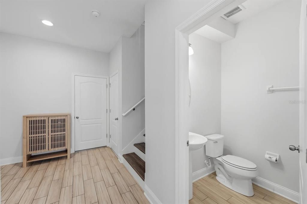 В аренду: $3,300 (3 спален, 2 ванн, 2444 Квадратных фут)