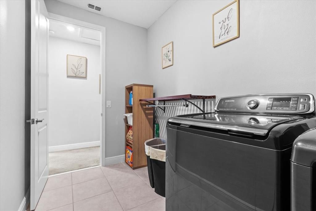 En Venta: $859,990 (4 camas, 3 baños, 2935 Pies cuadrados)
