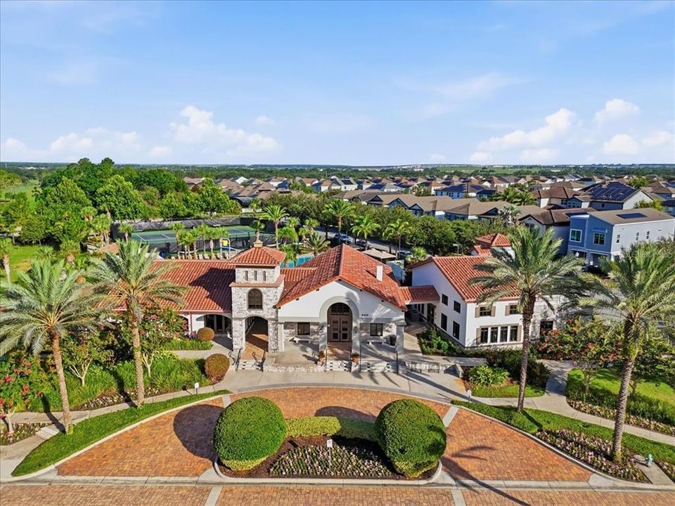 En Venta: $859,990 (4 camas, 3 baños, 2935 Pies cuadrados)