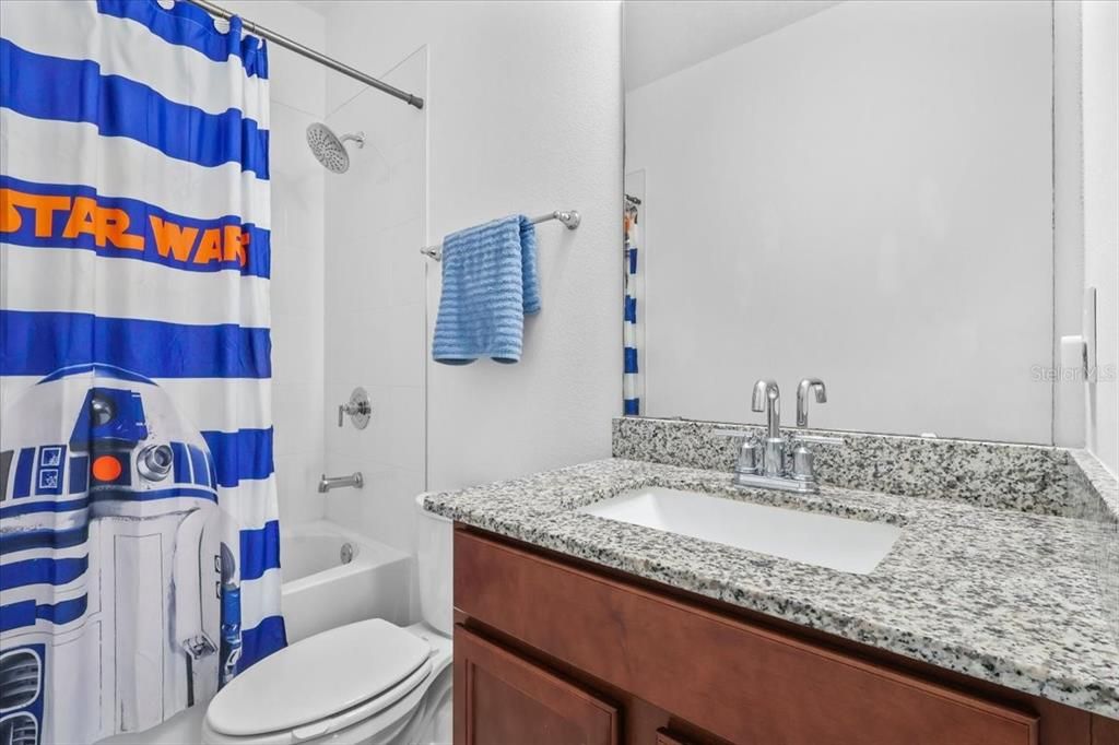 En Venta: $859,990 (4 camas, 3 baños, 2935 Pies cuadrados)