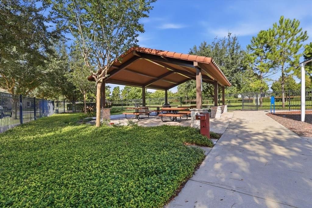 En Venta: $859,990 (4 camas, 3 baños, 2935 Pies cuadrados)
