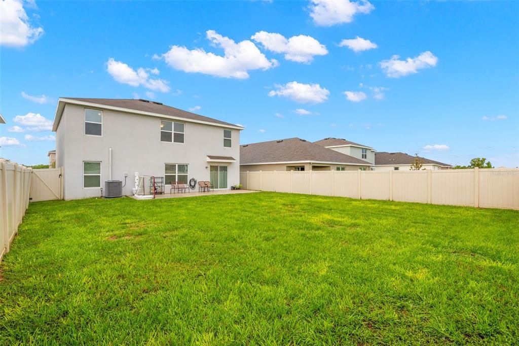 For Sale: $369,900 (5 beds, 3 baths, 2674 Square Feet)