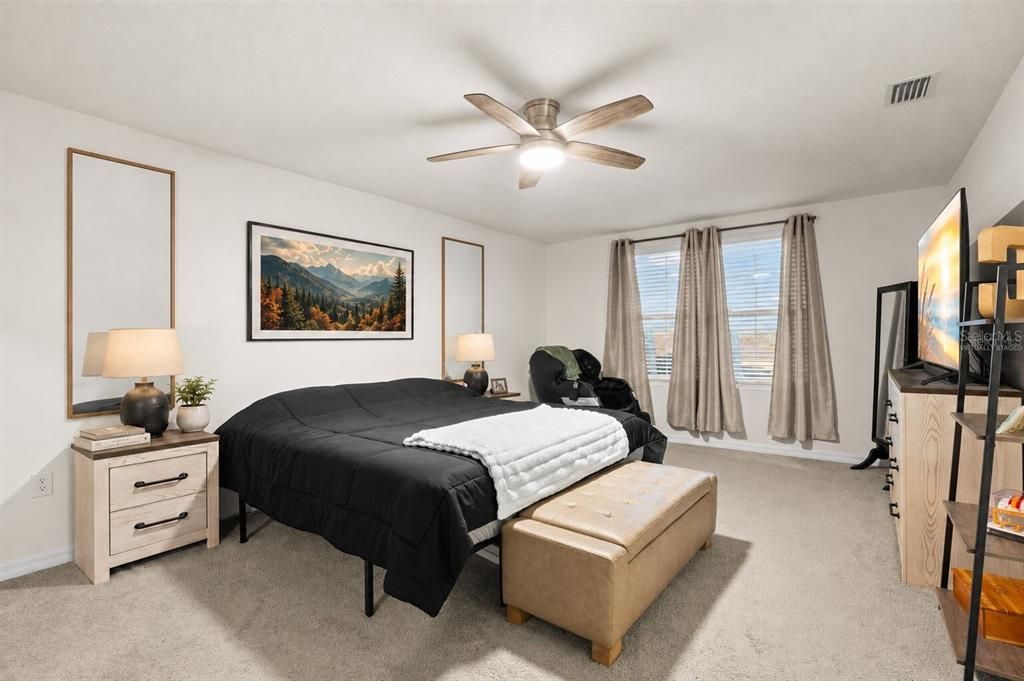For Sale: $369,900 (5 beds, 3 baths, 2674 Square Feet)