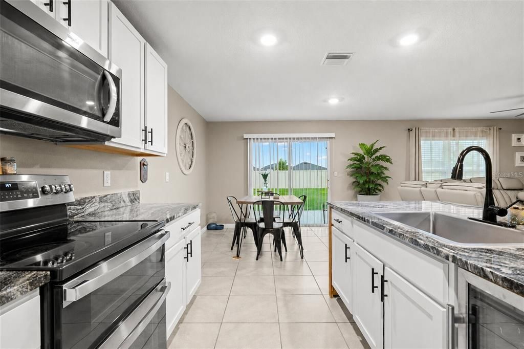 For Sale: $369,900 (5 beds, 3 baths, 2674 Square Feet)