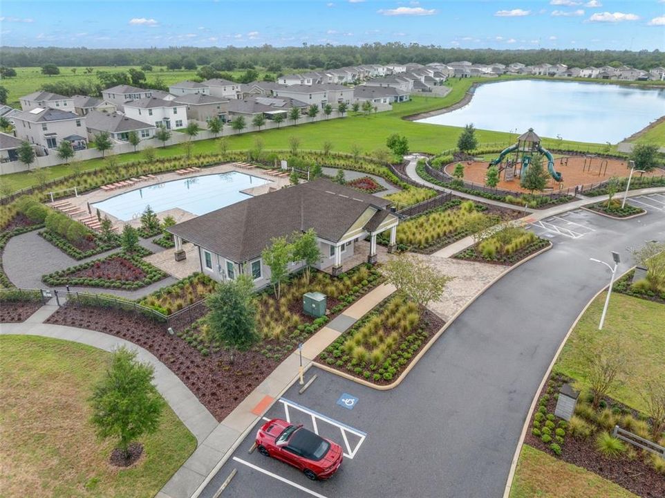 For Sale: $369,900 (5 beds, 3 baths, 2674 Square Feet)