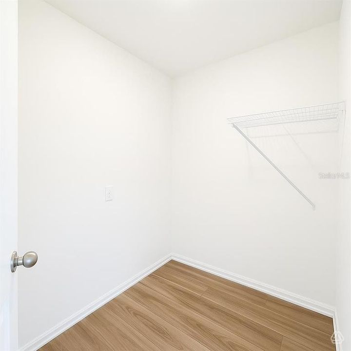 En Venta: $289,748 (2 camas, 2 baños, 1241 Pies cuadrados)