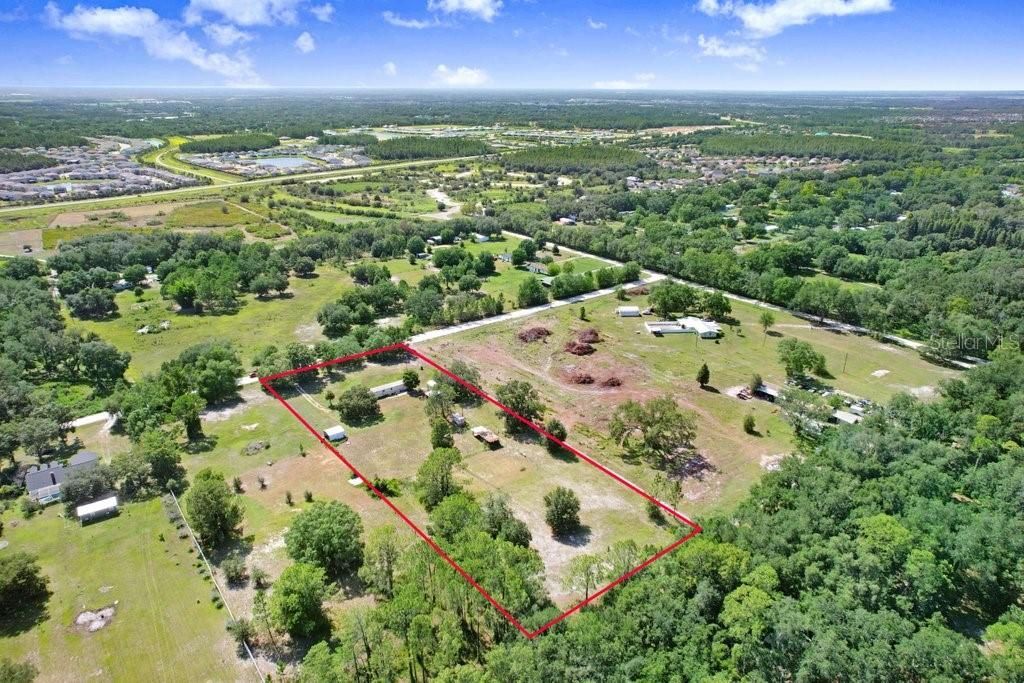 En Venta: $800,000 (6.40 acres)