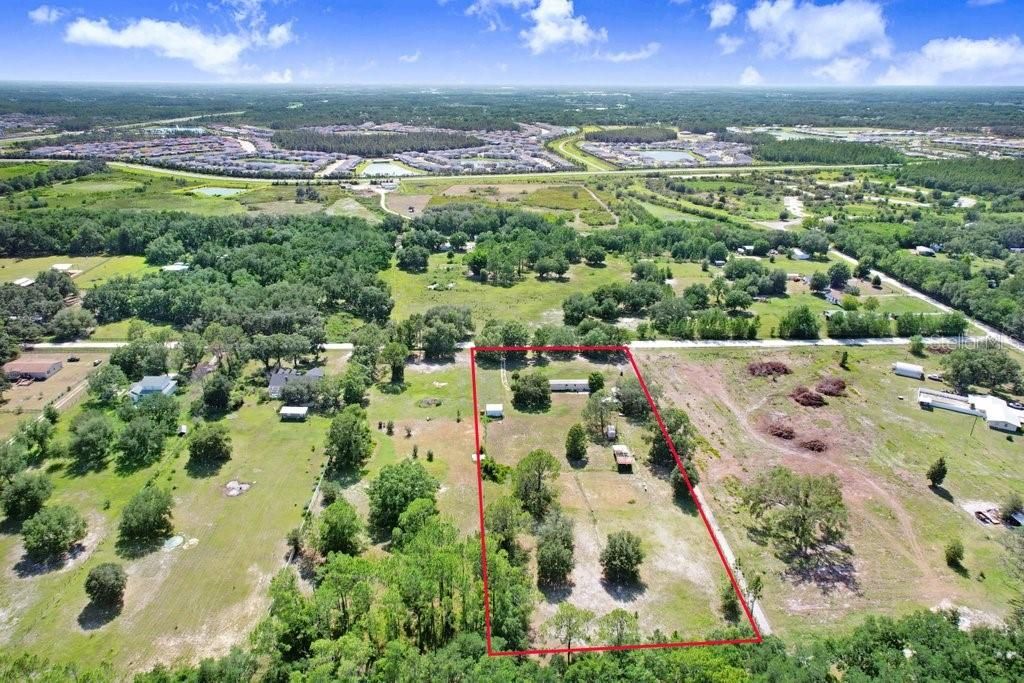 En Venta: $800,000 (6.40 acres)