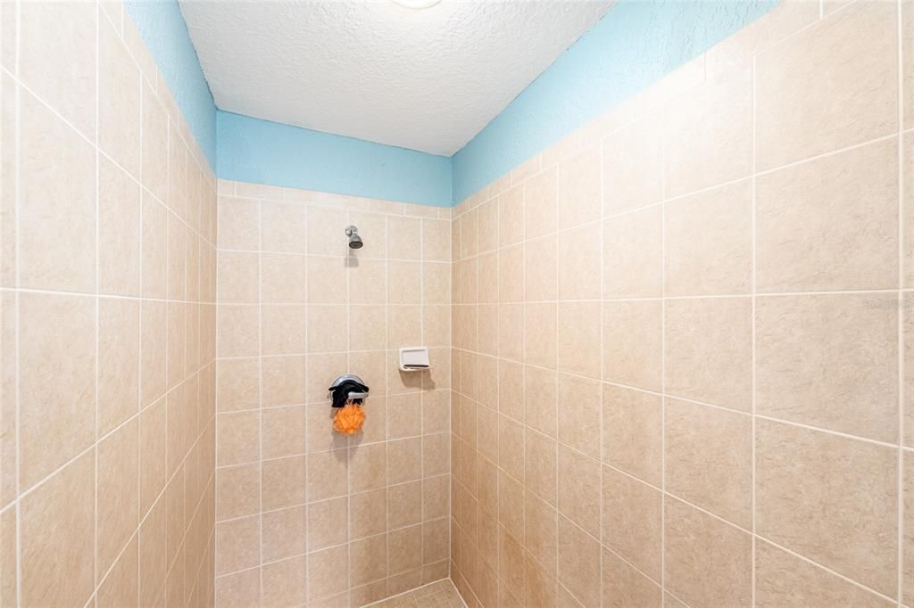 На продажу: $279,900 (3 спален, 2 ванн, 1725 Квадратных фут)