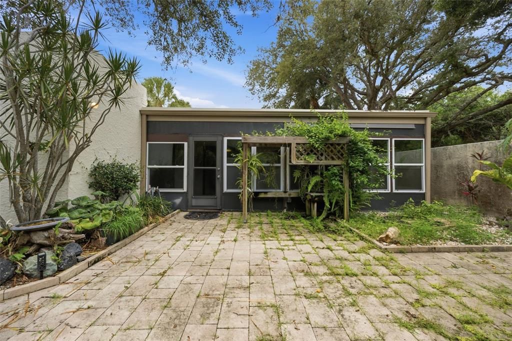 En Venta: $235,000 (3 camas, 2 baños, 1468 Pies cuadrados)