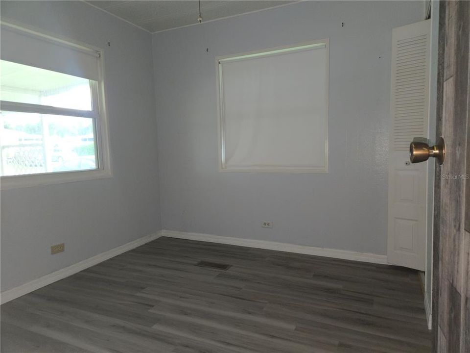 For Sale: $120,000 (2 beds, 2 baths, 1318 Square Feet)