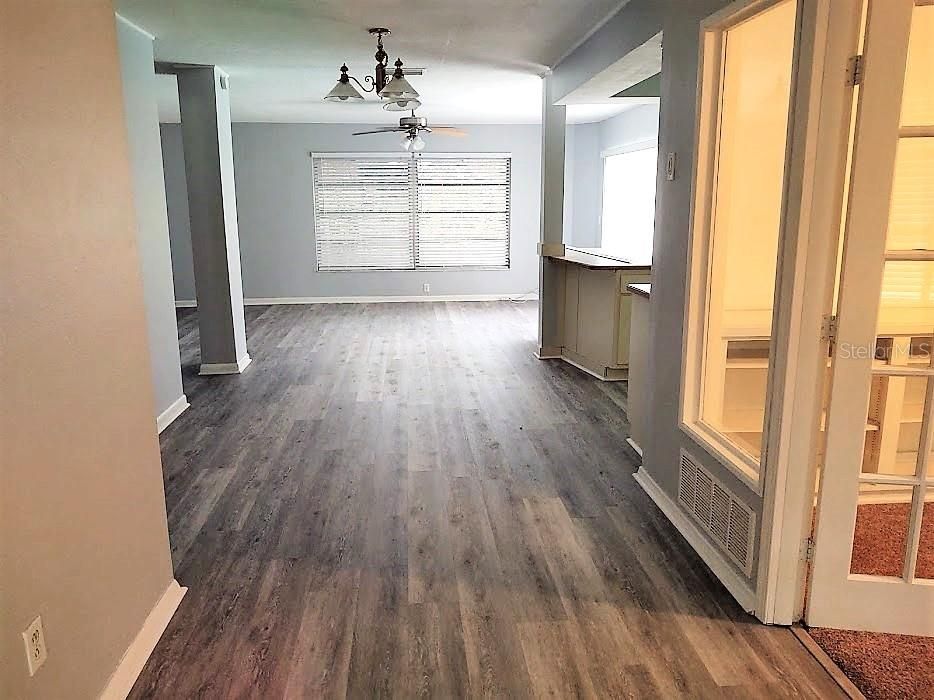 En Renta: $2,450 (3 camas, 3 baños, 1800 Pies cuadrados)
