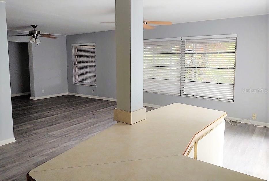En Renta: $2,450 (3 camas, 3 baños, 1800 Pies cuadrados)