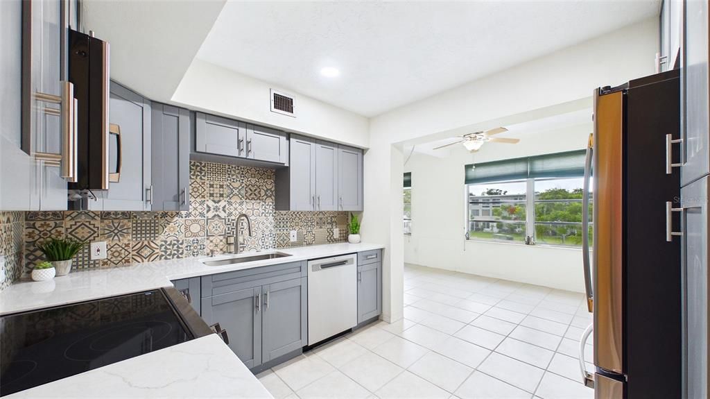 En Venta: $160,000 (2 camas, 2 baños, 1100 Pies cuadrados)