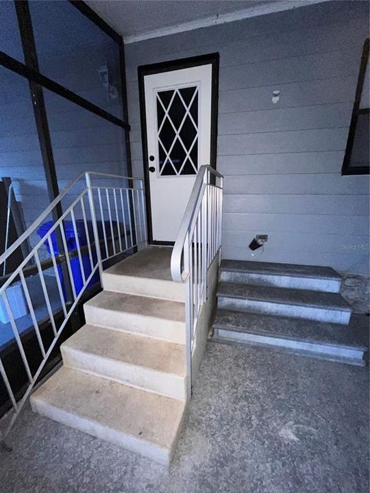 На продажу: $69,999 (2 спален, 2 ванн, 1709 Квадратных фут)