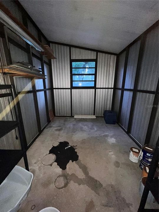 На продажу: $69,999 (2 спален, 2 ванн, 1709 Квадратных фут)