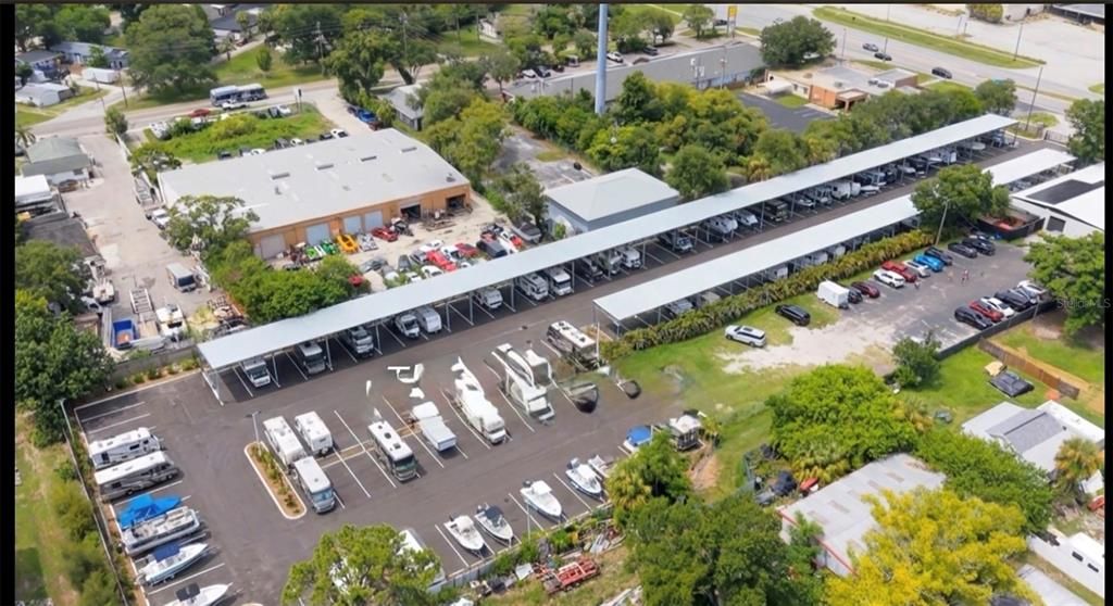 На продажу: $2,750,000 (1.58 acres)