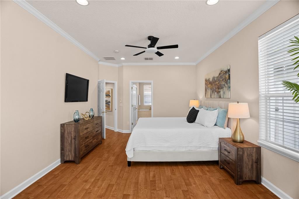 En Venta: $629,000 (4 camas, 3 baños, 3195 Pies cuadrados)