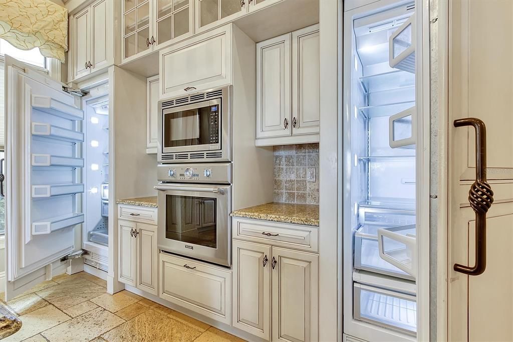 На продажу: $1,625,000 (5 спален, 5 ванн, 5668 Квадратных фут)