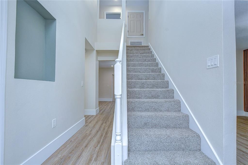 For Sale: $399,000 (5 beds, 2 baths, 2222 Square Feet)