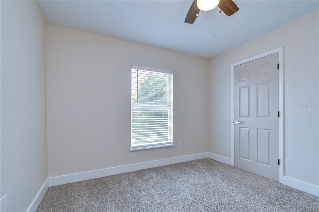 For Sale: $399,000 (5 beds, 2 baths, 2222 Square Feet)