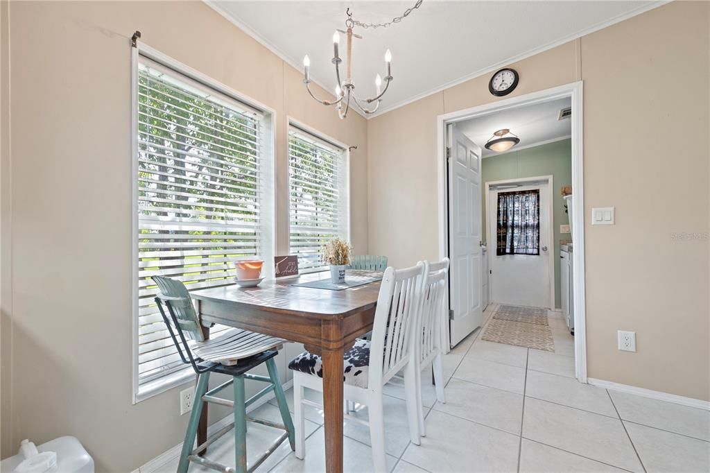 For Sale: $299,900 (4 beds, 2 baths, 1920 Square Feet)